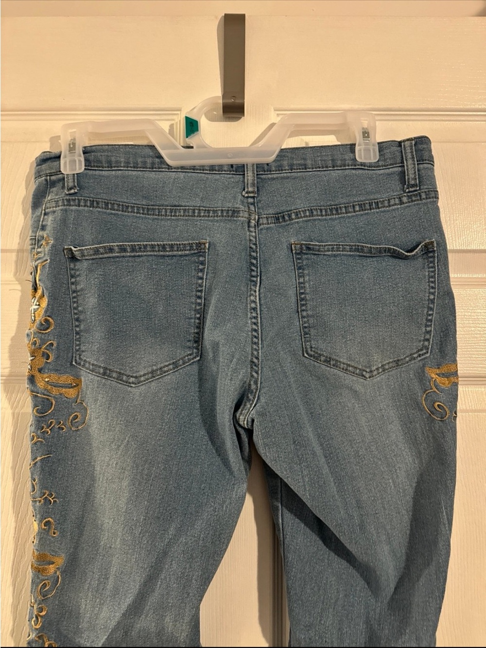 VENUS Light Blue Jeans with Gold Floral Embroidery - Picture 3 of 8